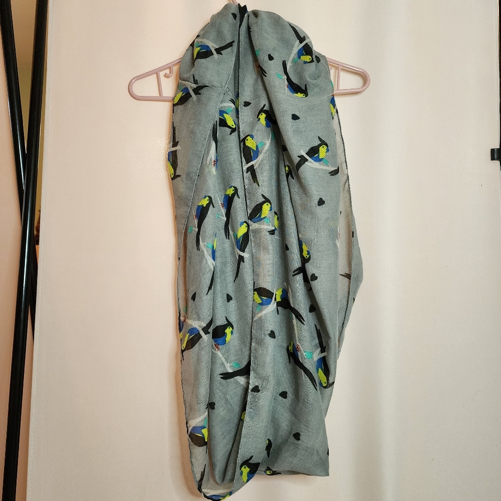Infinity Scarf in grey with colorful birds